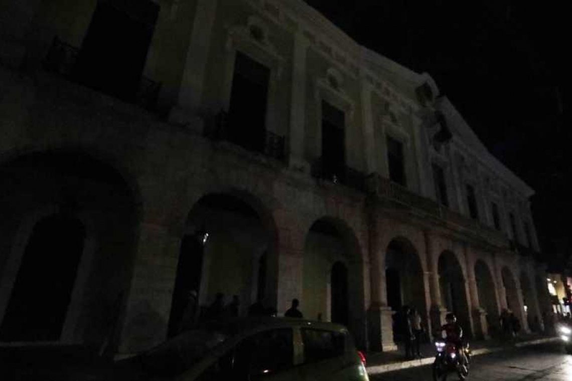 Apagón en palacio de Gobierno del  Estado de Yucatán.                                                                                                                                                                                                         