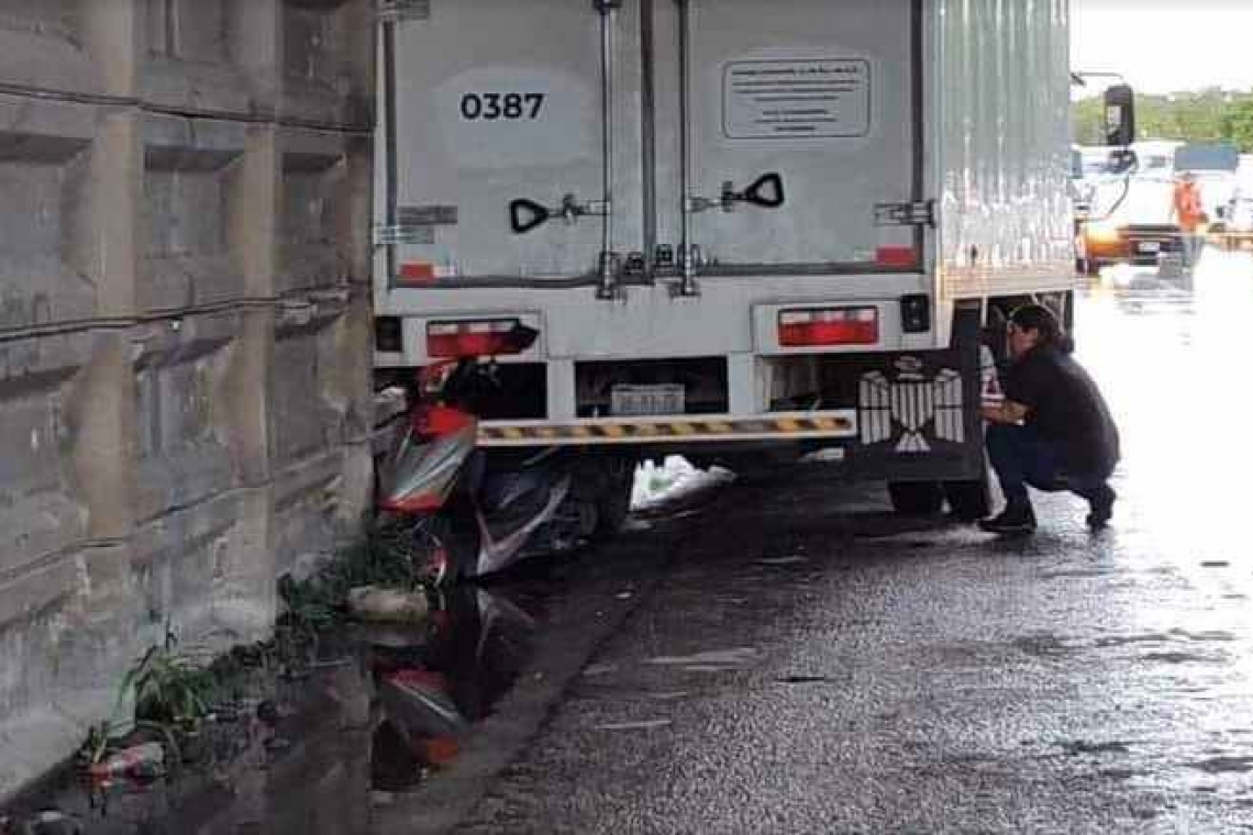Murió aplastada por un camioncito para carga