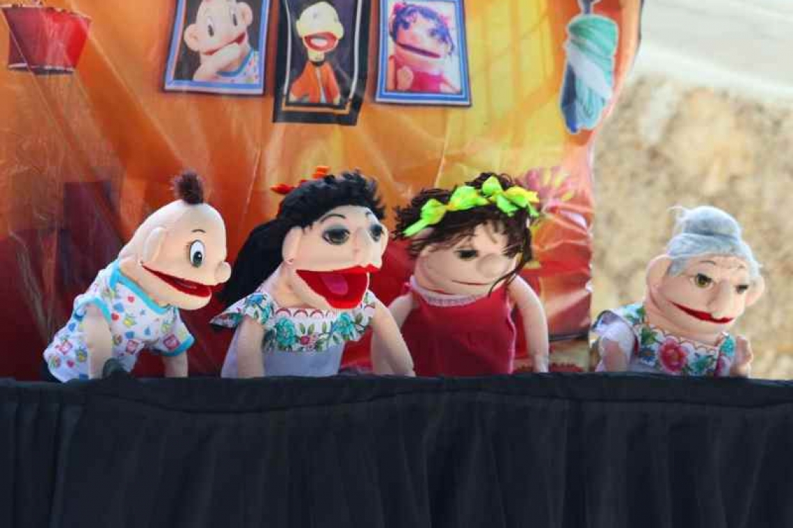 Impulsan la identidad cultural con teatro guiñol