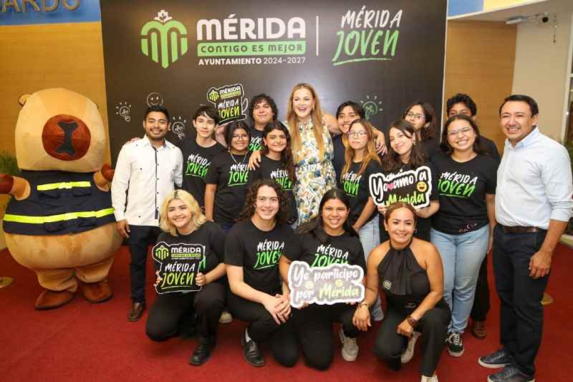 Reconoce Cecilia Patrón el talento de jóvenes meridanos mediante el Mérito Municipal de las Juventudes.