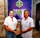 En cada jornada de atención ciudadana, cientos de familias adquieren un árbol para una Mérida más verde: Cecilia Patrón.