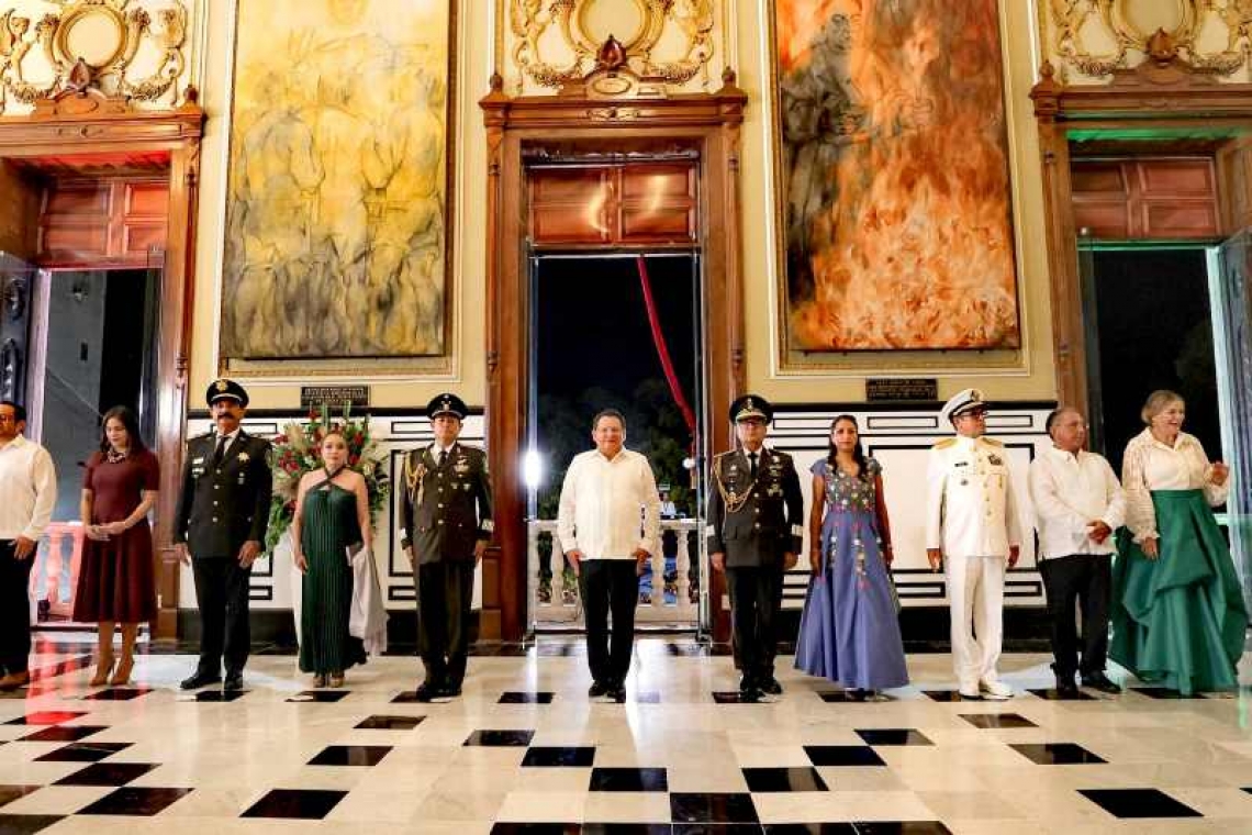 Yucatán celebró el 215 aniversario del inicio de la Independencia de México.
