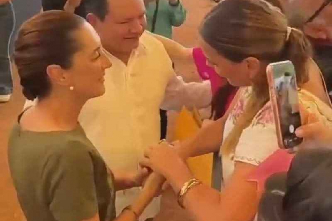  Cecilia Patrón Laviada asistió al informe de la Presidenta de México Claudia Sheinbaun.