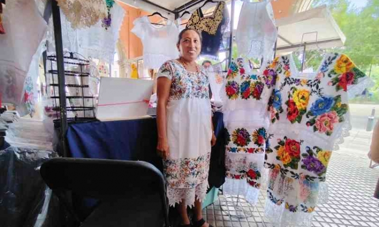 EL BORDADO MAYA, TESORO CULTURAL DE YUCATÁN.