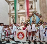 Gobernador Joaquín Díaz Mena inicia entrega de tarjetas “Felipe Carrillo Puerto” a estudiantes de la UADY.