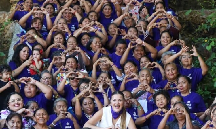 En el marco del 25N, más de 100 mujeres de colonias y comisarías participan en el Rally “Aliadas en Movimiento”organizado por el Ayuntamiento de MÉRIDA.