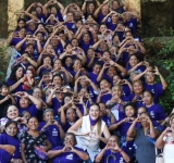 Gobernador Joaquín Díaz Mena inicia entrega de tarjetas “Felipe Carrillo Puerto” a estudiantes de la UADY.