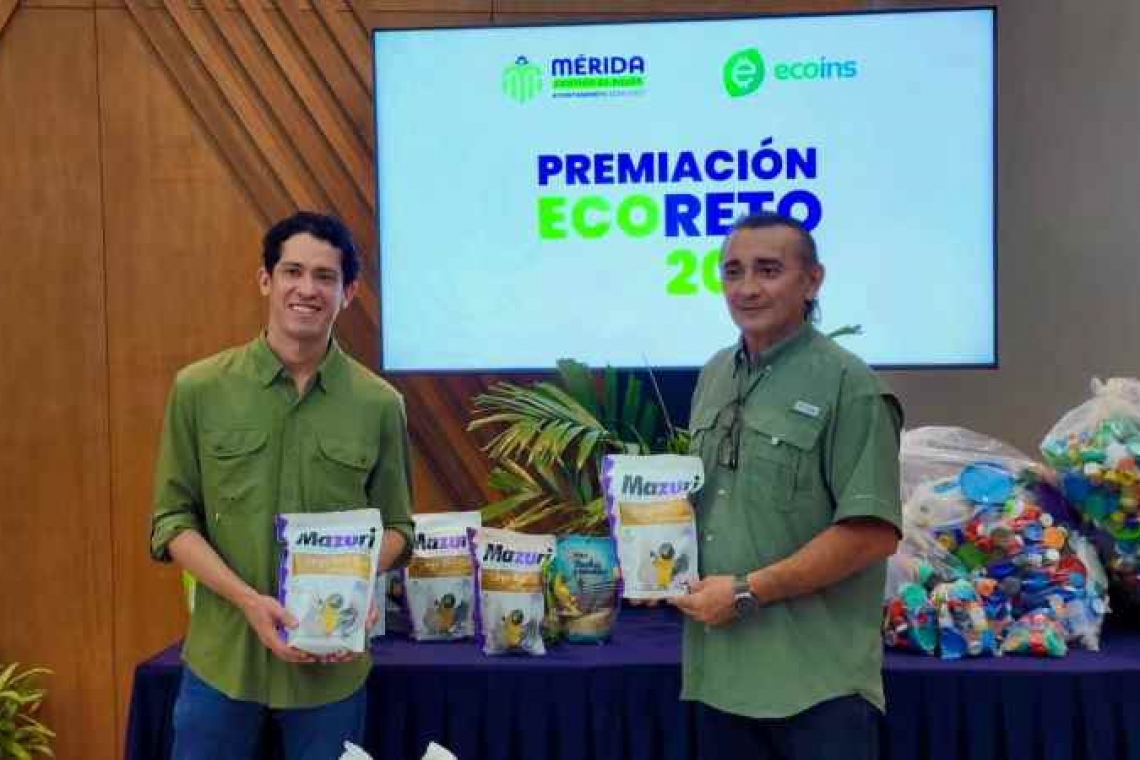 AYUNTAMIENTO DONA  ALIMENTO ESPECIALIZADO PARA LOROS.