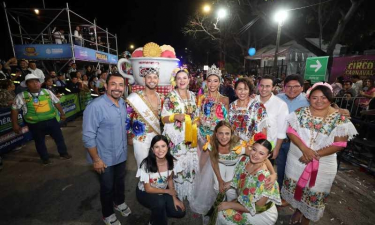  RIQUEZA ARTÍSTICA Y CULTURAL YUCATECA EN LA NOCHE REGIONAL DEL CIRCO CARNAVAL MÉRIDA.