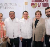 Plantea Álvaro Cetina nuevo impulso para Yucatán y señala falta de proyecto y resultados del gobierno estatal.