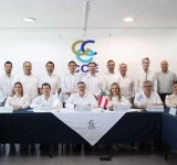 Plantea Álvaro Cetina nuevo impulso para Yucatán y señala falta de proyecto y resultados del gobierno estatal.