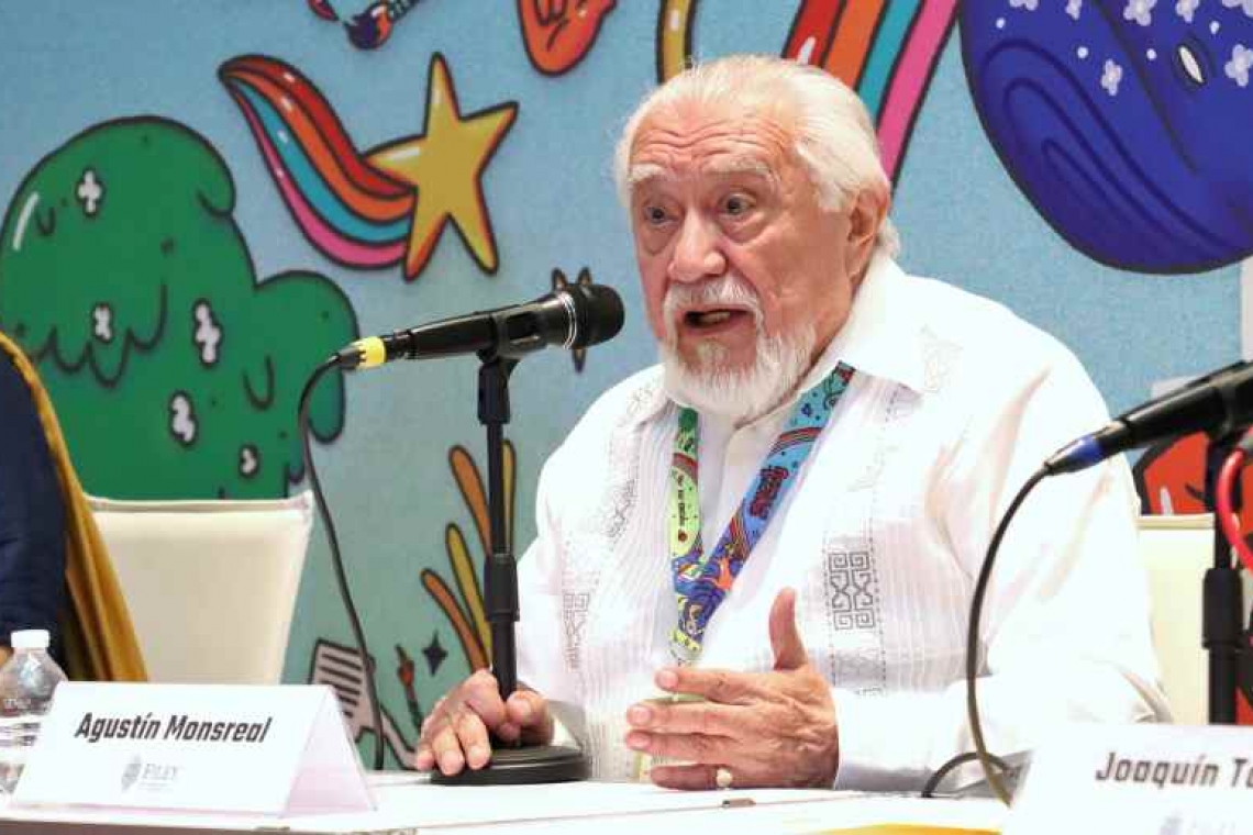 RINDEN HOMENAJE AL ESCRITOR AGUSTÍN MONSREAL, GALARDONADO COMO PREMIO NACIONAL DE ARTES Y LITERATURA 2025.