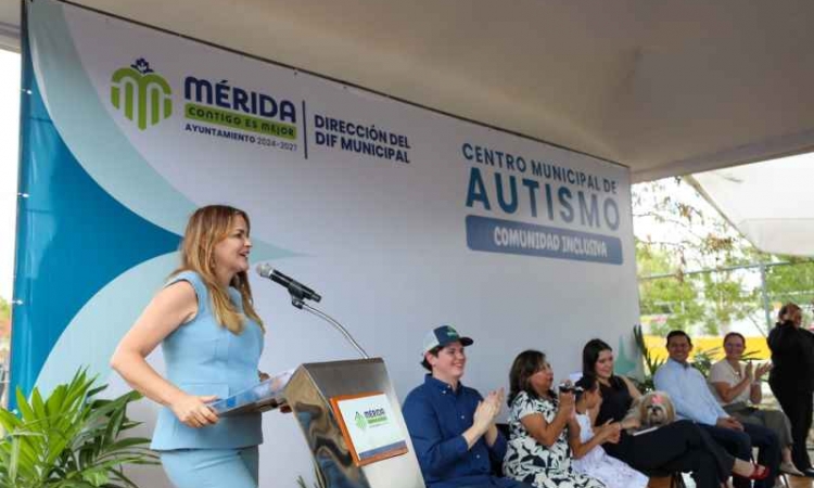 Inaugura Cecilia Patrón el Centro Municipal de Autismo que fortalece la atención a las familias.