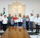 INEA IMPULSA ESTRATEGIA PARA ALFABETIZAR A 7 MIL PERSONAS EN YUCATAN.