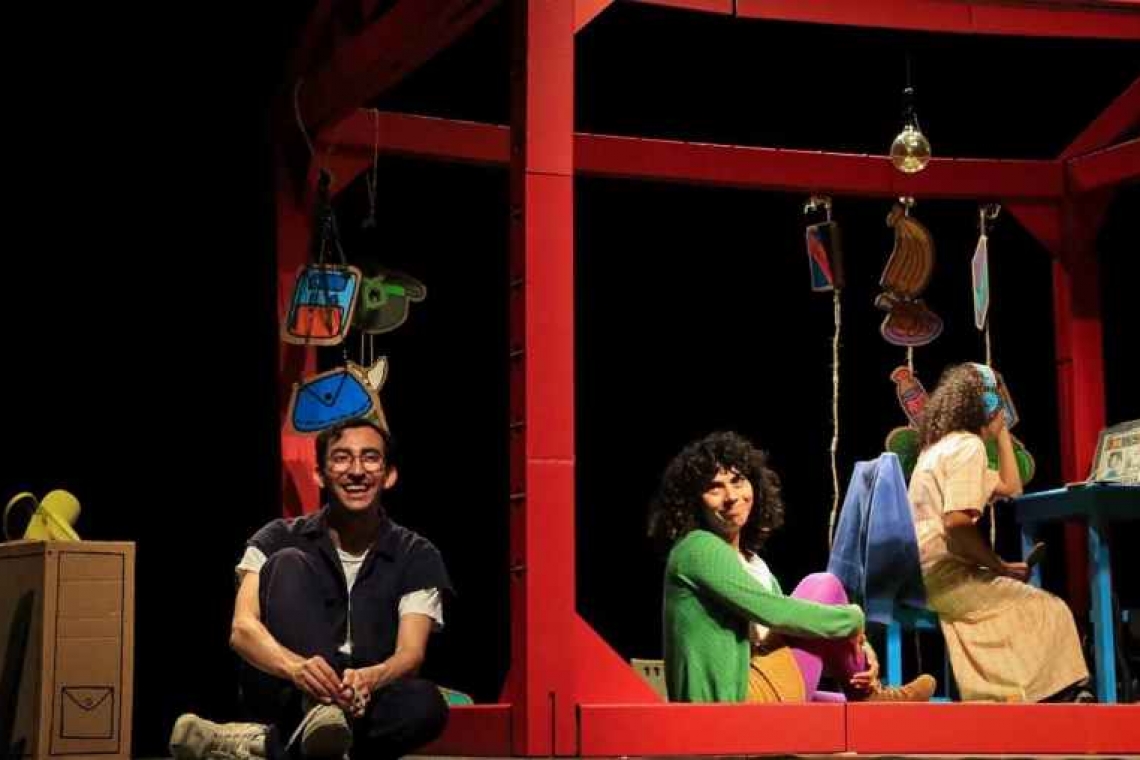  CATSUP” llena el Teatro Daniel Ayala con funciones gratuitas por el Día de la Niñez con Más de 500 niñas y niños de primarias