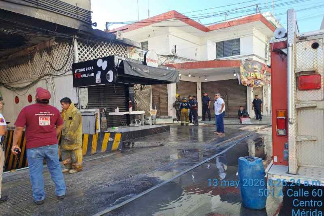 INCENDIO EN EL BAZAR GARCIA REJON DEL CENTRO HISTORICO DE MERIDA