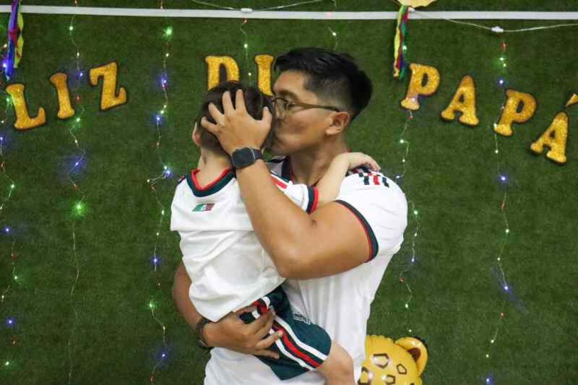 DIF YUCATÁN FORTALECE CONVIVENCIA FAMILIAR CON FESTEJOS DEL DIA DEL PADRE EN SUS CAI.